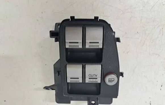 Honda FR-V Electric window control switch