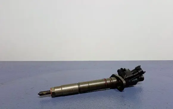 Jaguar XF X250 Fuel injector 9X2Q-9K546-DB