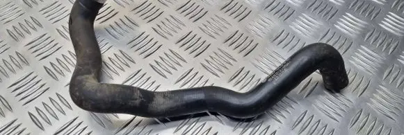 Audi A6 S6 C5 4B Engine coolant pipe/hose 4B0819371D