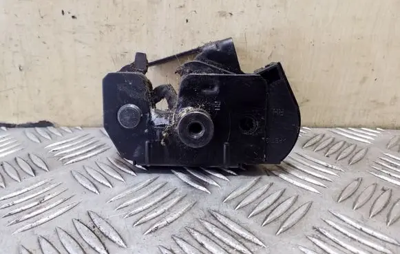 Volvo XC90 Tailgate lock latch 30649107