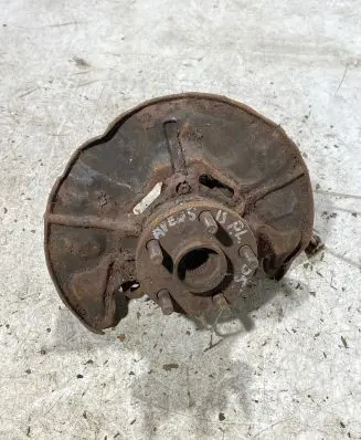 Toyota Avensis T250 Front wheel hub spindle knuckle