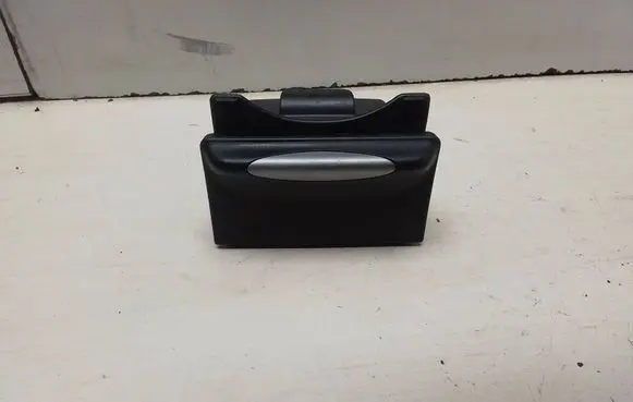 Ashtray (front)