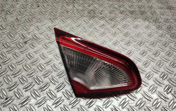 Nissan Qashqai+2 Tailgate rear/tail lights 89503189 210612 B26555BR01A