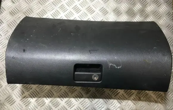 Toyota Avensis T250 Glove box 5555005080 55550-05080