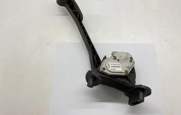 Volvo S60 Accelerator throttle pedal 30666660 6PV00853700
