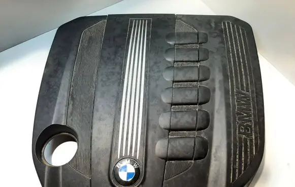 BMW 5 F10 F11 Engine cover (trim) 13717800575 11252010