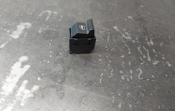 Volkswagen New Beetle Electric window control switch 1C0959855