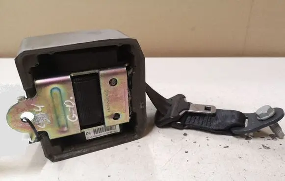 Peugeot 308 Rear seatbelt 96812534