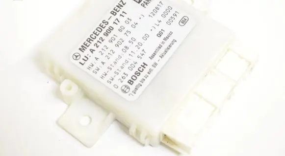 Mercedes-Benz E W212 Parking PDC control unit/module A2129001711