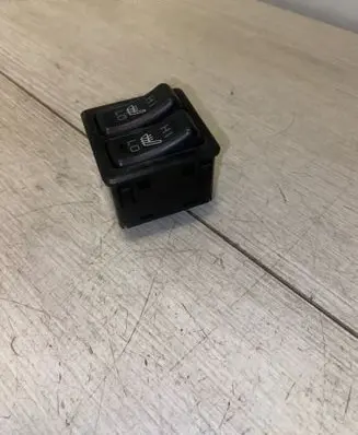 Mitsubishi Lancer Seat heating switch 6822B