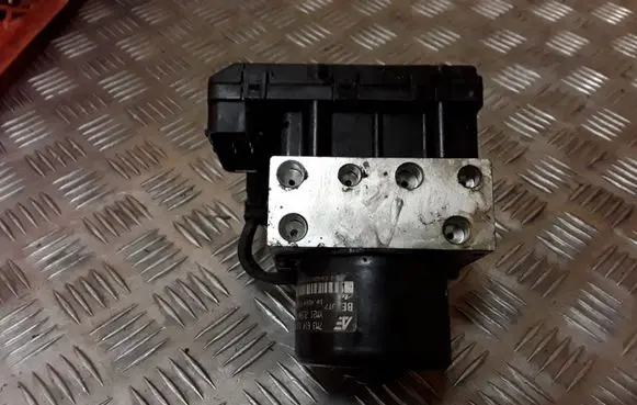 Seat Alhambra (Mk1) ABS Pump 1J0907379P 10094903313 7M3614111H