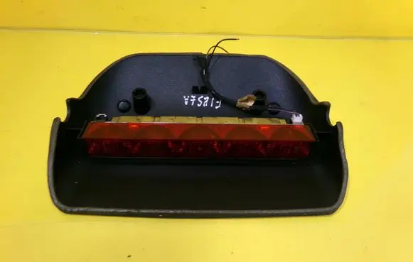 Ford Fiesta Third/center stoplight 026006