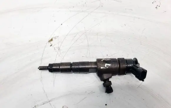 Fuel injector