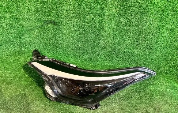 Toyota C-HR I Headlight/headlamp