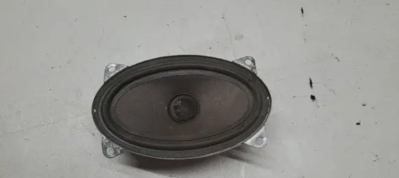 Iveco Daily 35 - 40.10 Front door speaker 3114127 500336424 4910490650