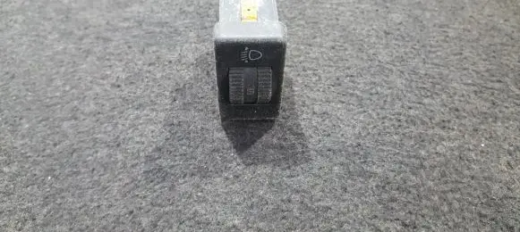 Volkswagen PASSAT B3 Headlight level height control switch 357941333 6378-00