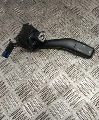 Volkswagen Jetta V Wiper control stalk 1K0953519C