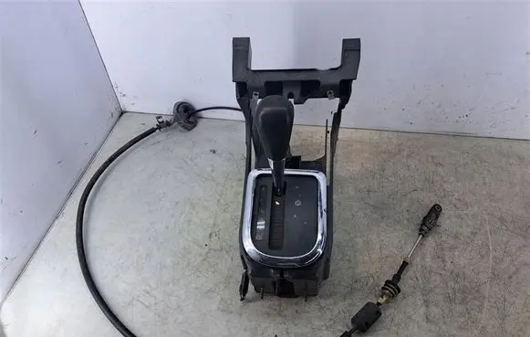 Chevrolet HHR Gear shifter/selector 