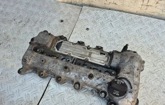 Rocker cam cover