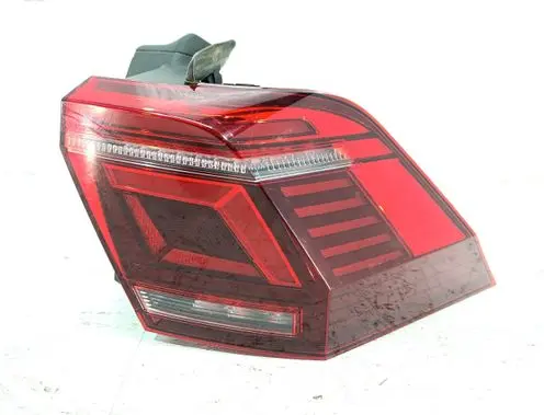 Volkswagen Tiguan Rear/tail lights 5NA945208