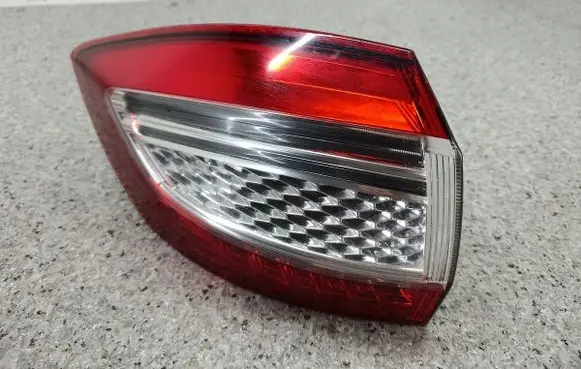 Ford Mondeo MK IV Rear/tail lights BS7113405B