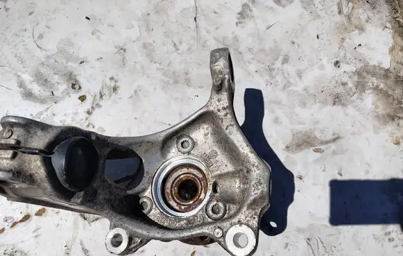 Skoda Octavia Mk3 (5E) Front wheel hub spindle knuckle 5QM407254