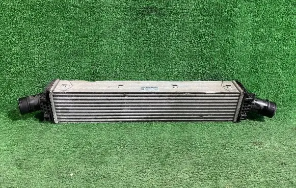 Audi Q5 SQ5 Intercooler radiator 8W0145805 0030180019