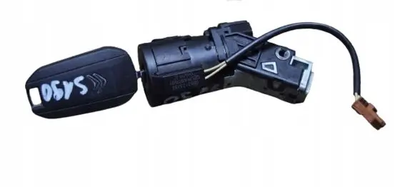 Citroen C4 Cactus Ignition key/card 9802394680 9663123380
