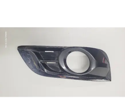 Nissan Pulsar Front bumper lower grill 622573zl0a