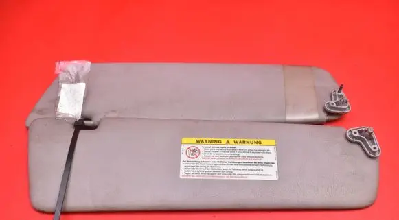 Sun visor