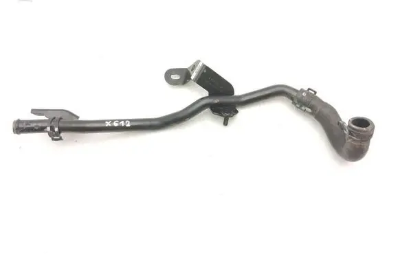 Engine coolant pipe/hose
