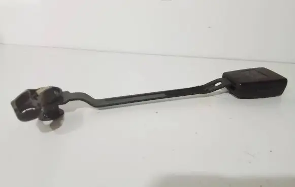 Audi A6 S6 C5 4B Front seatbelt buckle 4B0857756D 2406200261