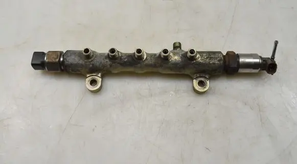 Lexus IS 220D-250-350 Fuel main line pipe 