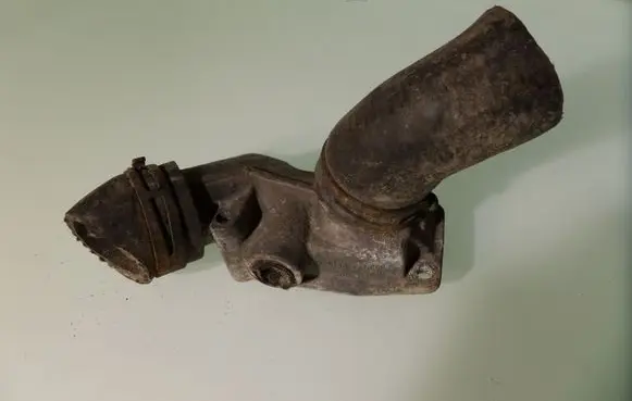 Thermostat/thermostat housing