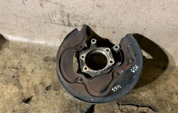 Audi A8 S8 D4 4H Rear wheel hub 4H0615611