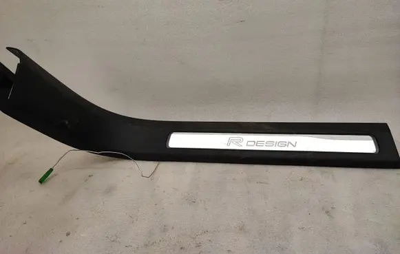 Volvo XC90 Front sill trim cover 39829989