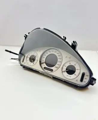 Mercedes-Benz E W211 Speedometer (instrument cluster) A2115406248