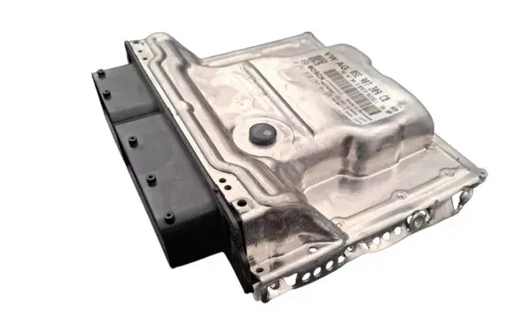 Audi Q3 F3 Engine control unit/module 05E907309CB 0261K107H