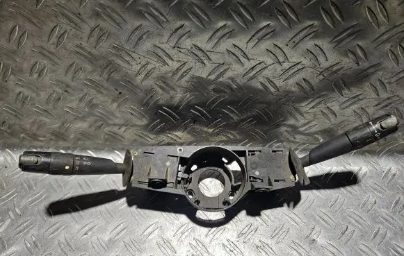 Peugeot 405 Wiper turn signal indicator stalk/switch 61557104