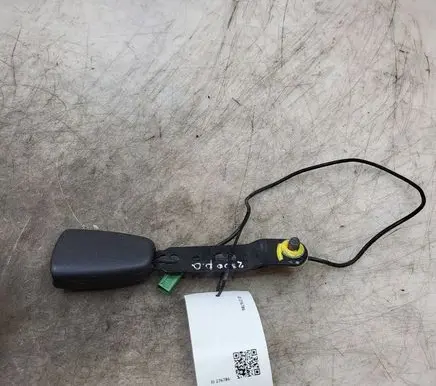 Volvo V70 Front seatbelt buckle