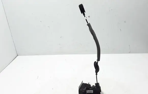 Renault Megane IV Rear door lock 825025222R
