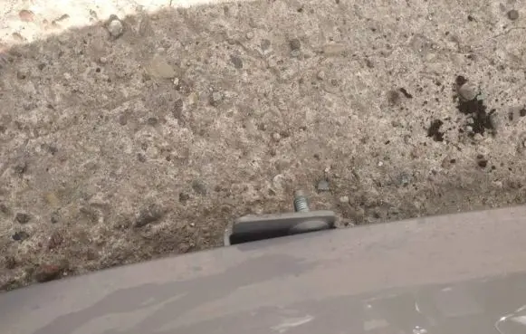 Ford Focus Tailgate/trunk/boot hinge