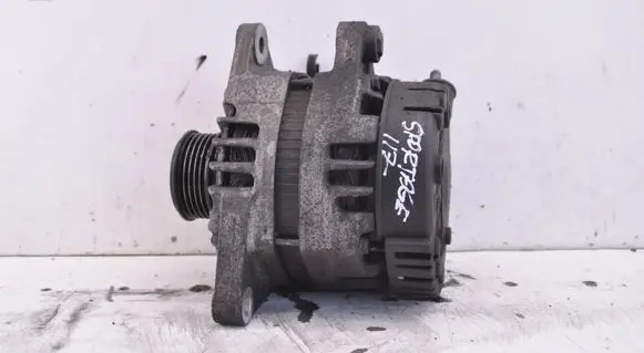 KIA Sportage Generator/alternator 373002A850