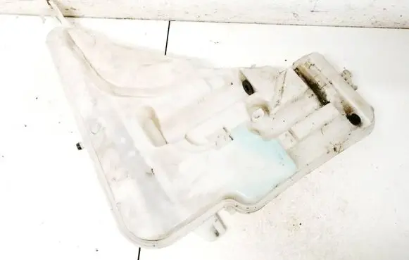 BMW 4 F32 F33 Windshield washer fluid reservoir/tank 724167913 7241679-13