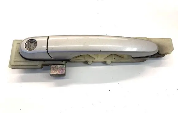 Hyundai Tucson JM Front door exterior handle 