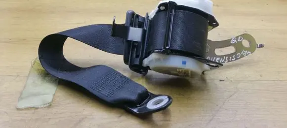 Toyota Avensis T250 Rear seatbelt 501U9641FJ 7336005091