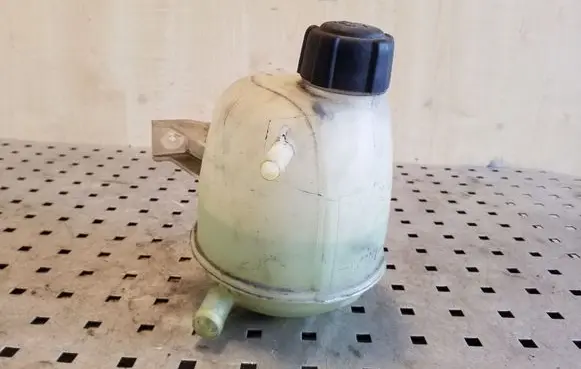 Renault Scenic I Coolant expansion tank/reservoir 8200060424
