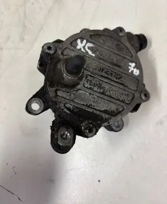Volvo XC70 Vacuum pump 30731825