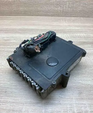 Chrysler Voyager Gearbox control unit/module P04686952AF