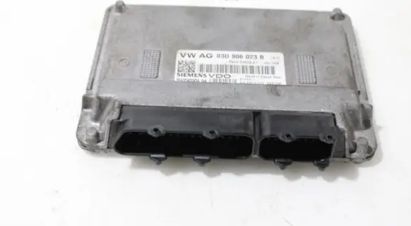 Volkswagen Polo IV 9N3 Engine control unit/module ECU 5WP40504